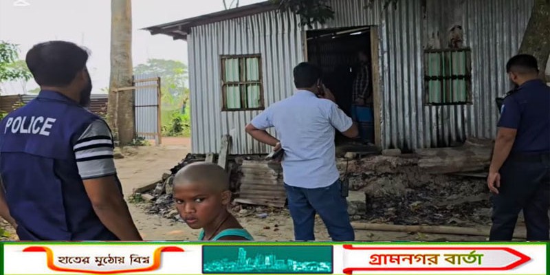 কালকিনিতে ব্যবসায়ীর বসতঘরে অগ্নিসংযোগ, ভাংচুর ও লুটপাটের অভিযোগ