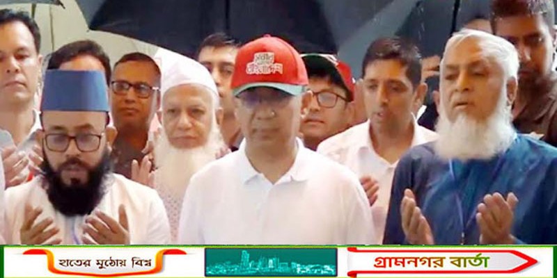 সিলেটে প্রচন্ড বৃষ্টির মধ্যে প্রধানমন্ত্রী মাজার জিয়ারত করলেন