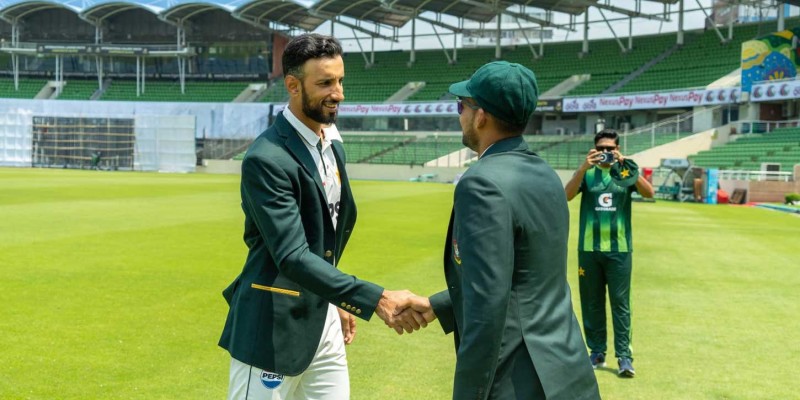 পাকিস্তানের বিপক্ষে টস হেরে ব্যাটিংয়ে বাংলাদেশ