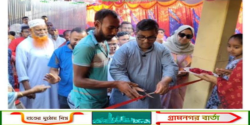 পঞ্চগড়ে পাচঁ চা শ্রমিকের মাঝে নব নির্মিত ঘর হস্তান্তর   