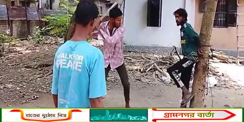 রাজশাহীতে গাছে বেঁধে যুবককে পেটানোর ভিডিও ভাইরাল