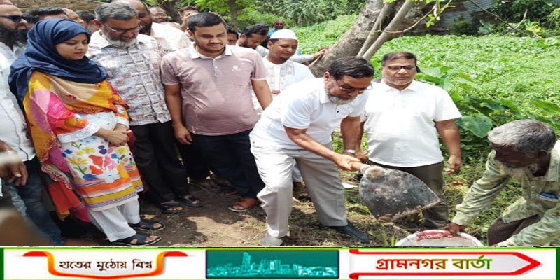 আদমদীঘিতে ভরাট হওয়া বসনবুড়ি খাল পুনঃ খনন কাজের উদ্বোধন 