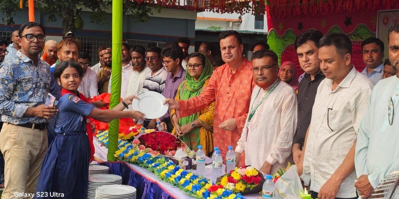 নন্দীগ্রামে জাতীয় প্রাথমিক শিক্ষা পদক প্রতিযোগিতা ও পুরস্কার বিতরণী অনুষ্ঠিত
